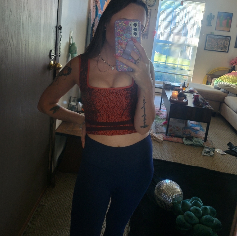 OS Unbranded Tank - Picture 4 of 6